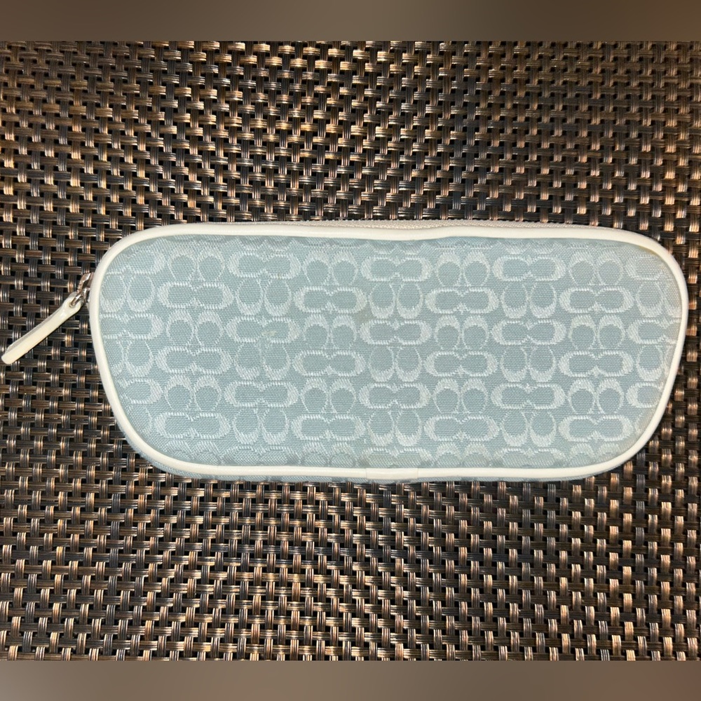 Coach VERY RARE Y2K Small C soft glasses case